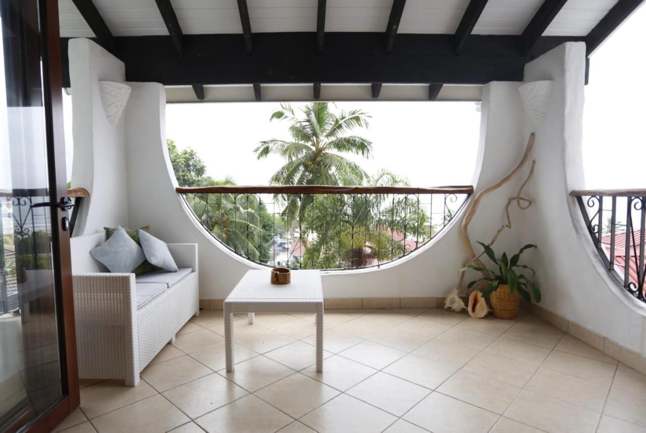 Appartamento The Salty Palms Beau Vallon  Esterno foto
