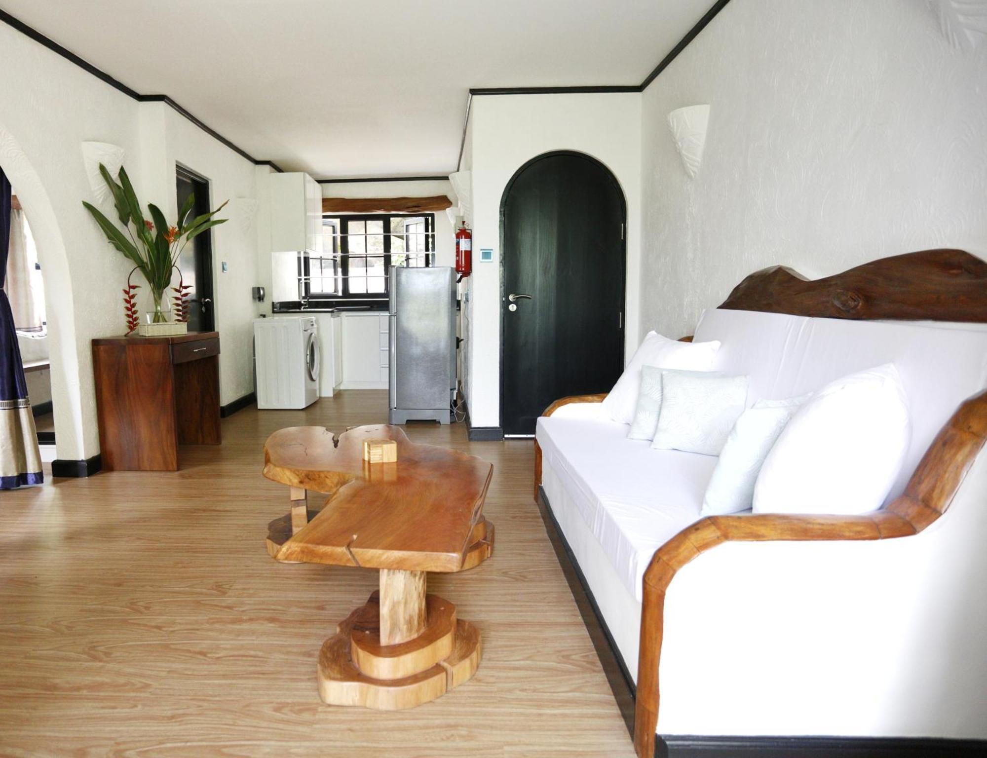 Appartamento The Salty Palms Beau Vallon  Esterno foto