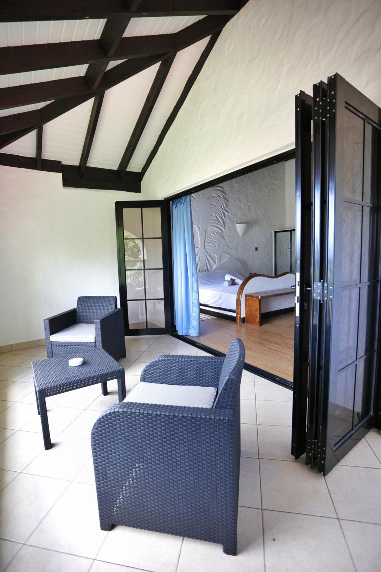 Appartamento The Salty Palms Beau Vallon  Esterno foto