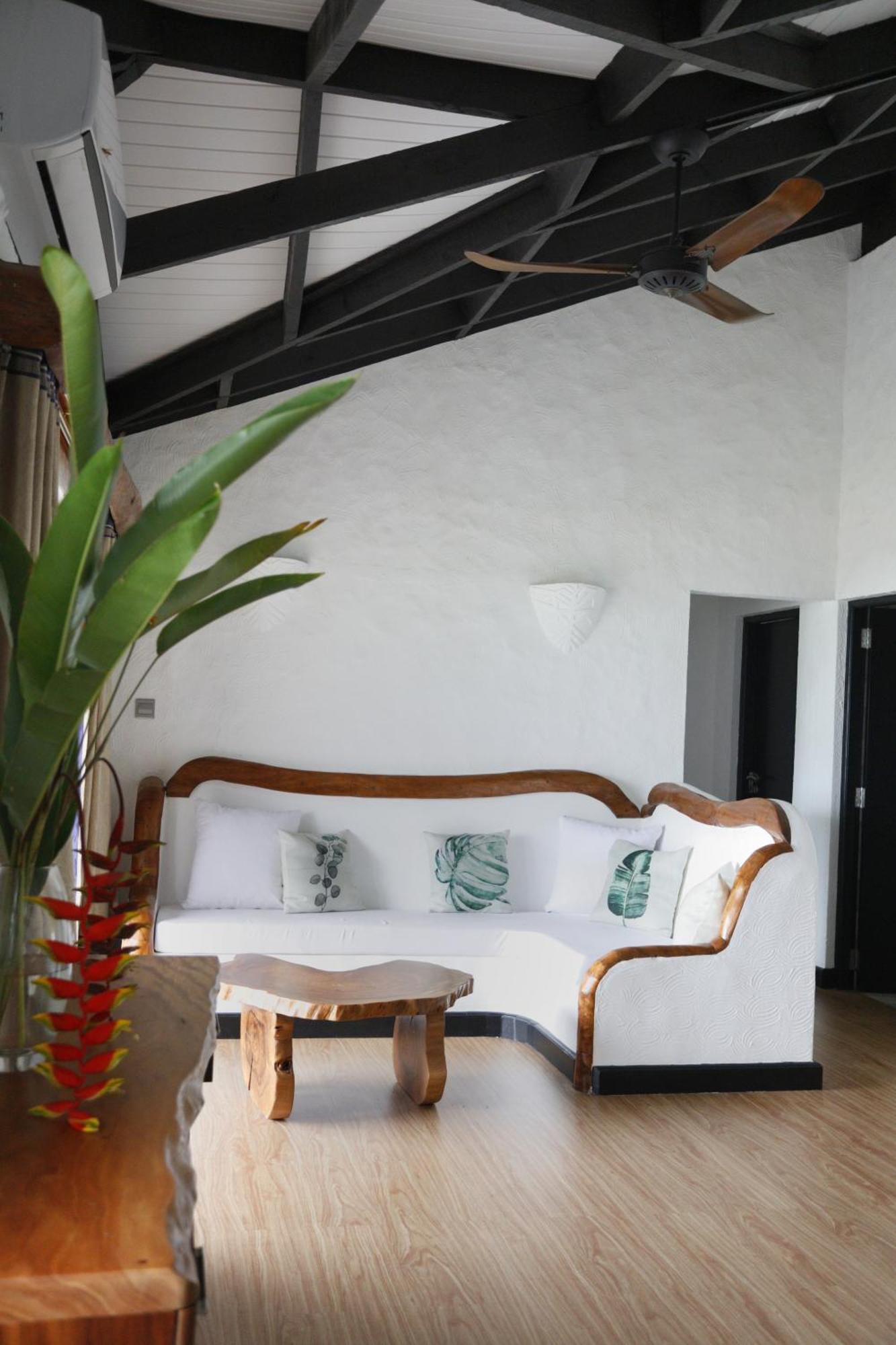 Appartamento The Salty Palms Beau Vallon  Esterno foto