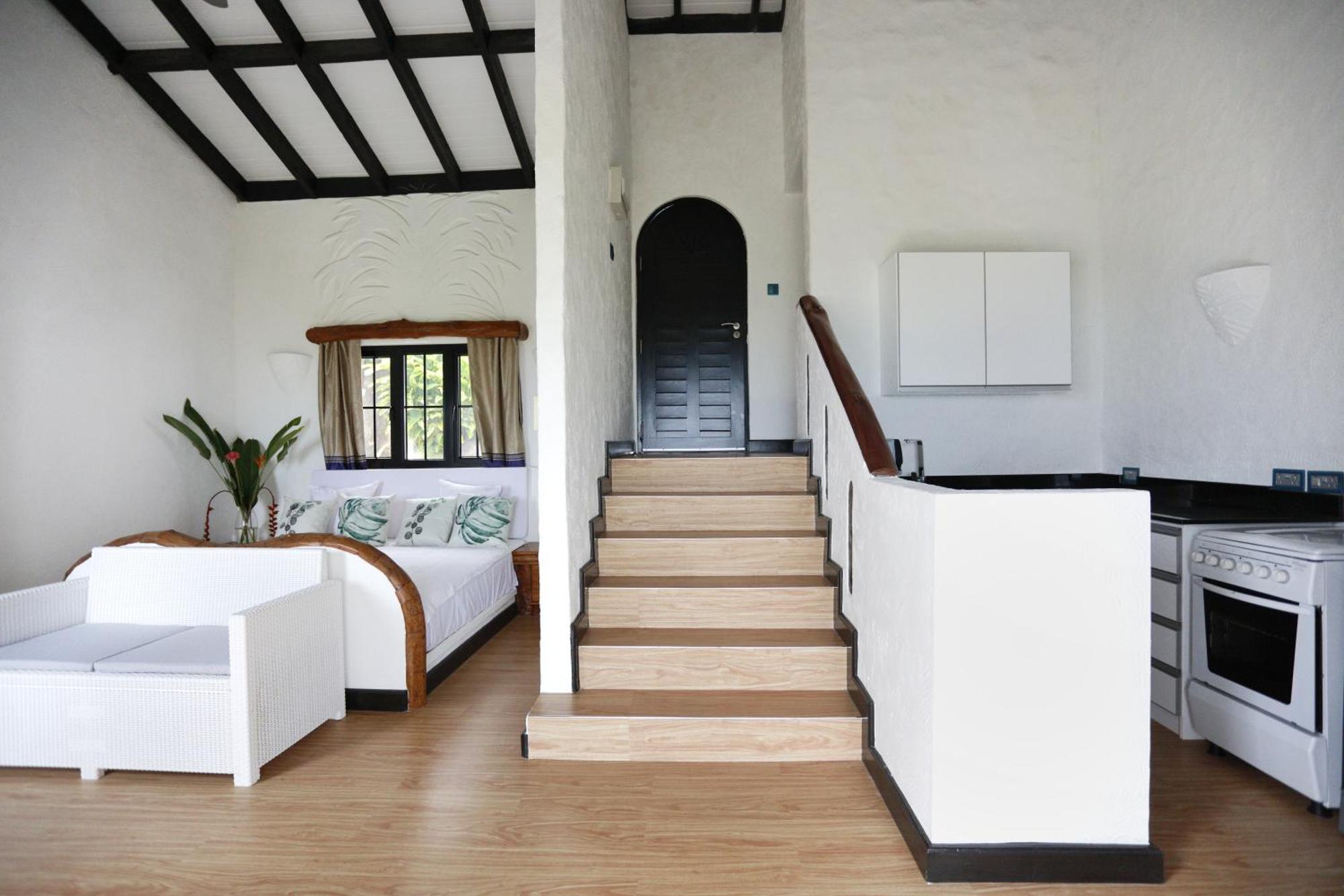 Appartamento The Salty Palms Beau Vallon  Esterno foto
