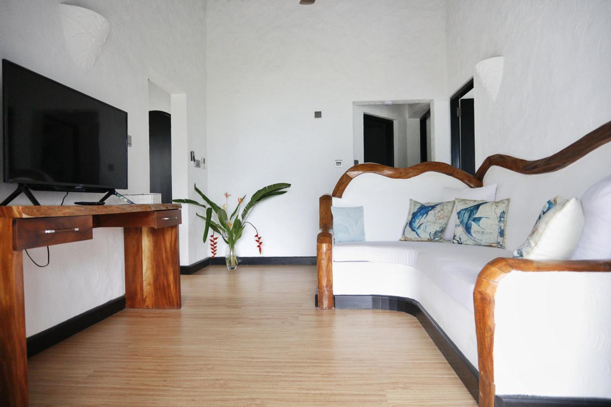Appartamento The Salty Palms Beau Vallon  Esterno foto